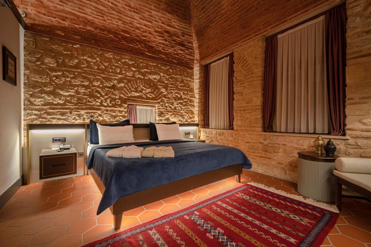Han 1772 Hotel Istambul Exterior foto A bedroom at the hotel