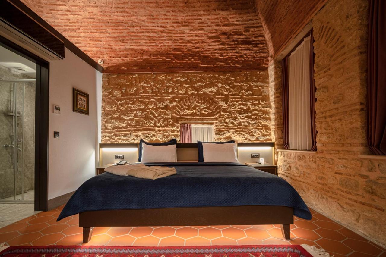 Han 1772 Hotel Istambul Exterior foto A bedroom at the hotel
